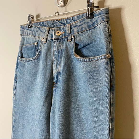 The Ragged Priest Butt Rip Mom Jeans - Picture 3 of 9